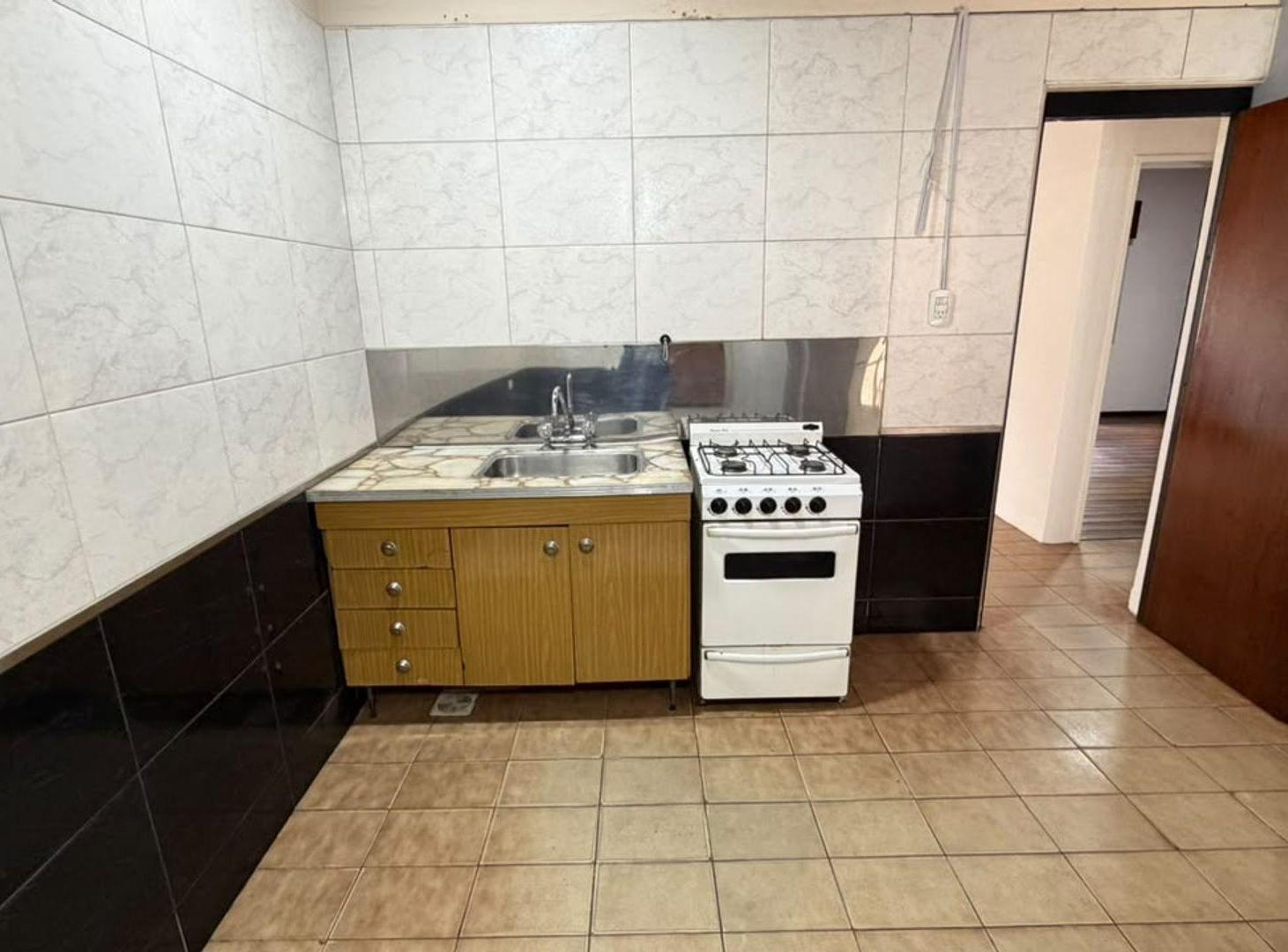 Foto de ALQUILER | PH DE 3 AMBIENTES EN VALENTÍN ALSINA, imagen 4