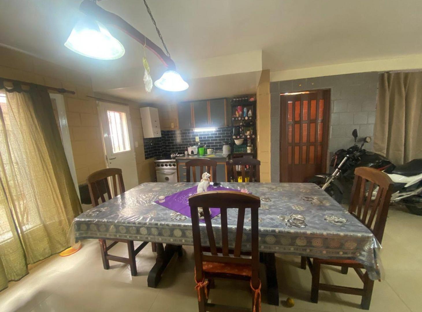 Foto de CASA TIPO DUPLEX EN VENTA WILDE, imagen 1