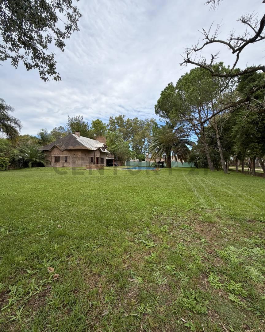 Foto de Venta de terreno en Sauce Viejo sobre calle Canadá, imagen 1