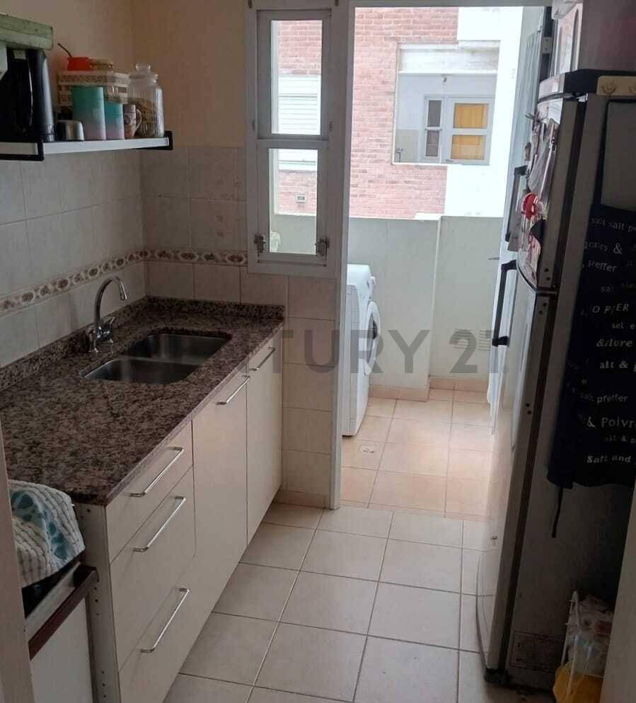 Foto de VENTA Departamento de 2 dormitorios - Barrio Centro, Santa Fe, imagen 3