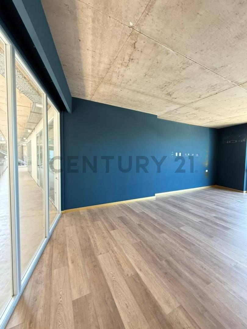 Foto de Oficina en venta con vista al río – Río Arriba Work Center, Santa Fe, imagen 3