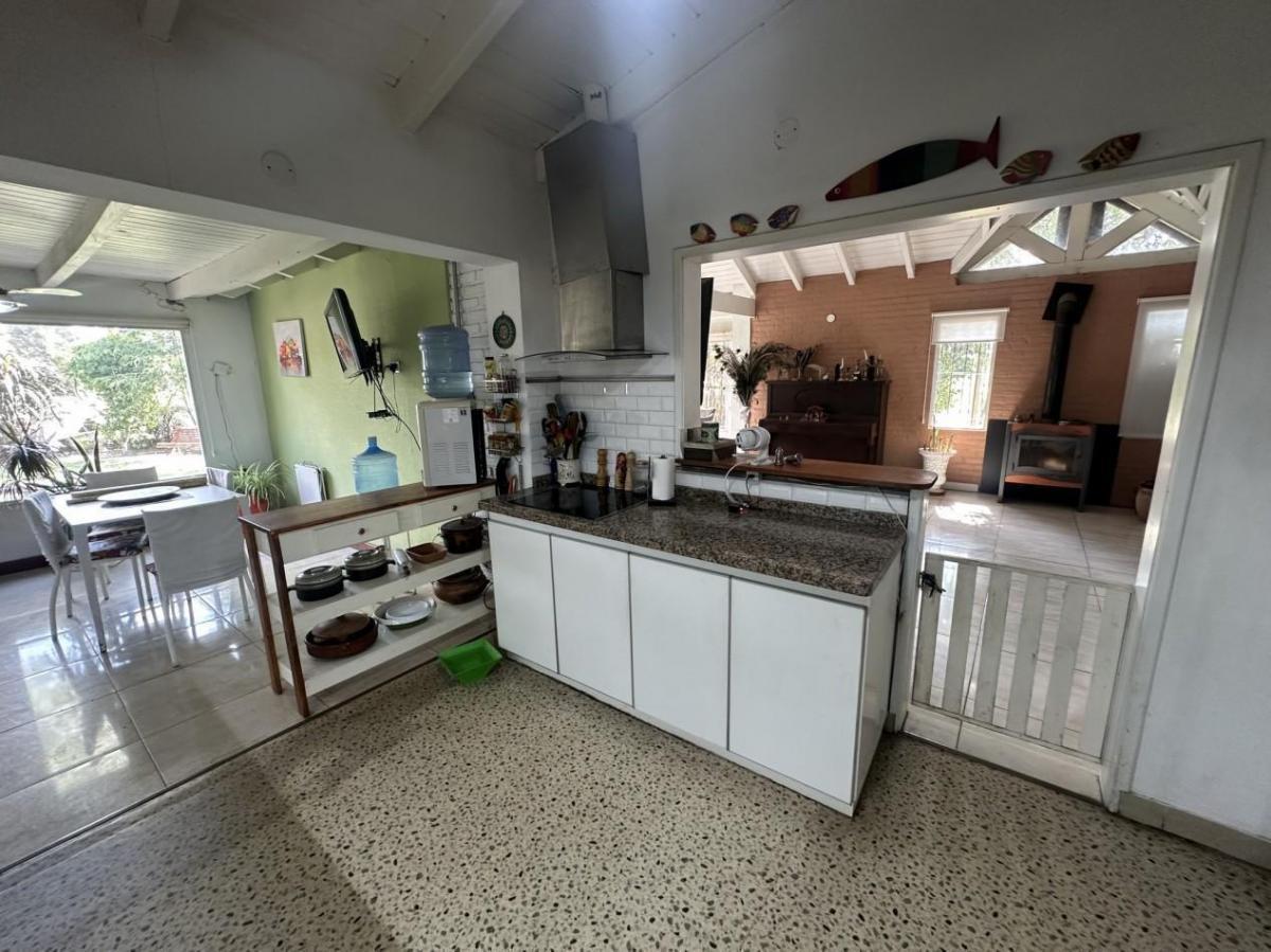 Foto de VENTA CASA DOS DORMITORIOS MAS COMODIN Y PILETA, ROLDAN, imagen 3