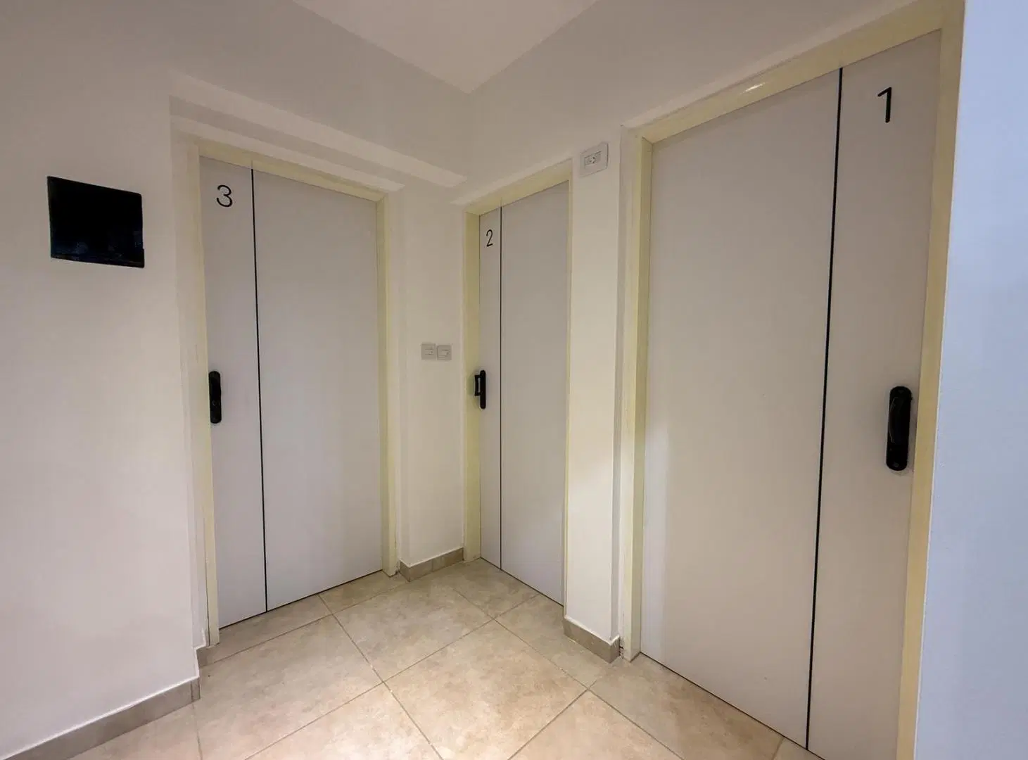 Departamento en Luis Agote 3
