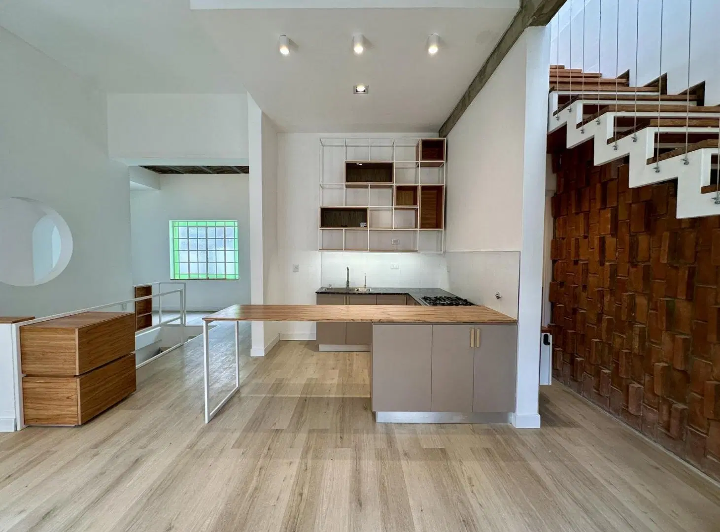 Casa planta alta de 3 dormitorios en Venta en Sarmiento 1600 1
