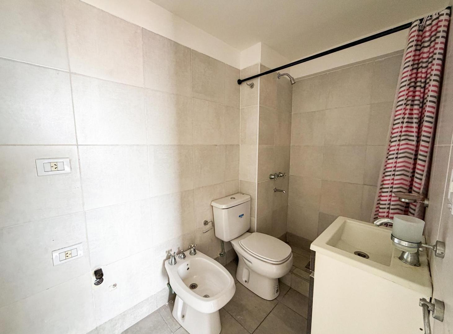 Foto de Venta departamento monoambiente aobre Av. Francia, imagen 5