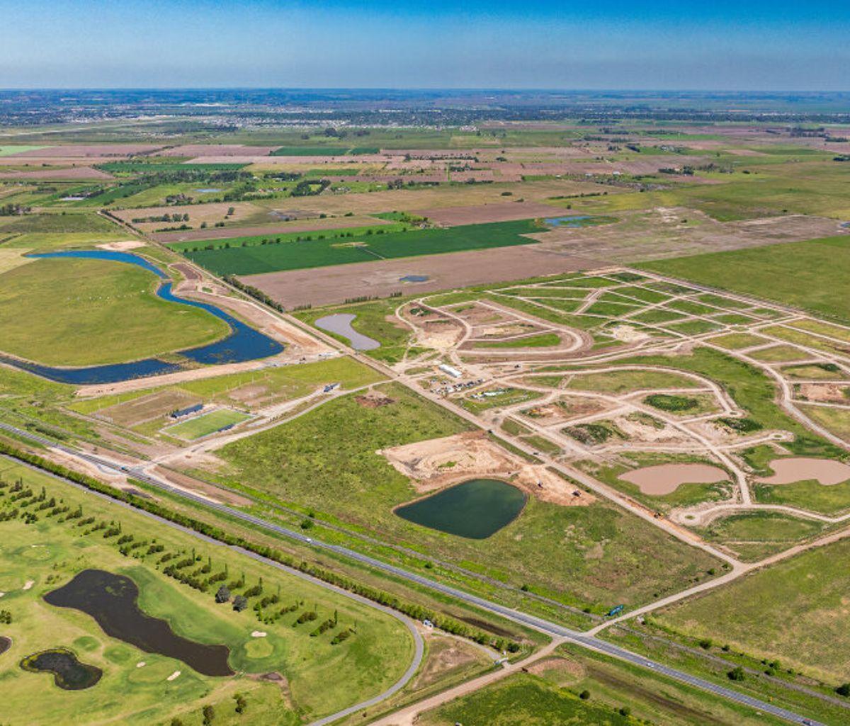 Foto de Venta Lote en Cinco Lagos - Ibarlucea, imagen 4