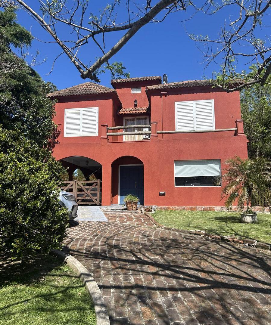 Fachada y foto principal de San Agustín Villanueva