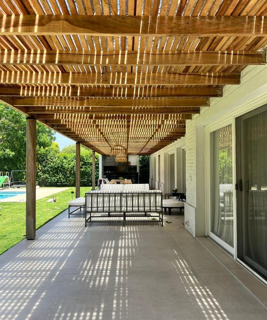Alquiler de verano Mayling Usd 7000 (enero)