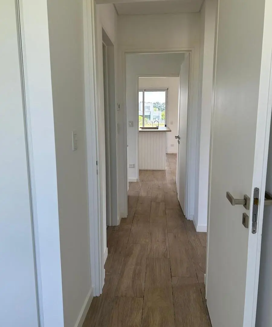 Espectacular casa a estrenar en el Barrio Santa Lucia, Pilar del Estea 4