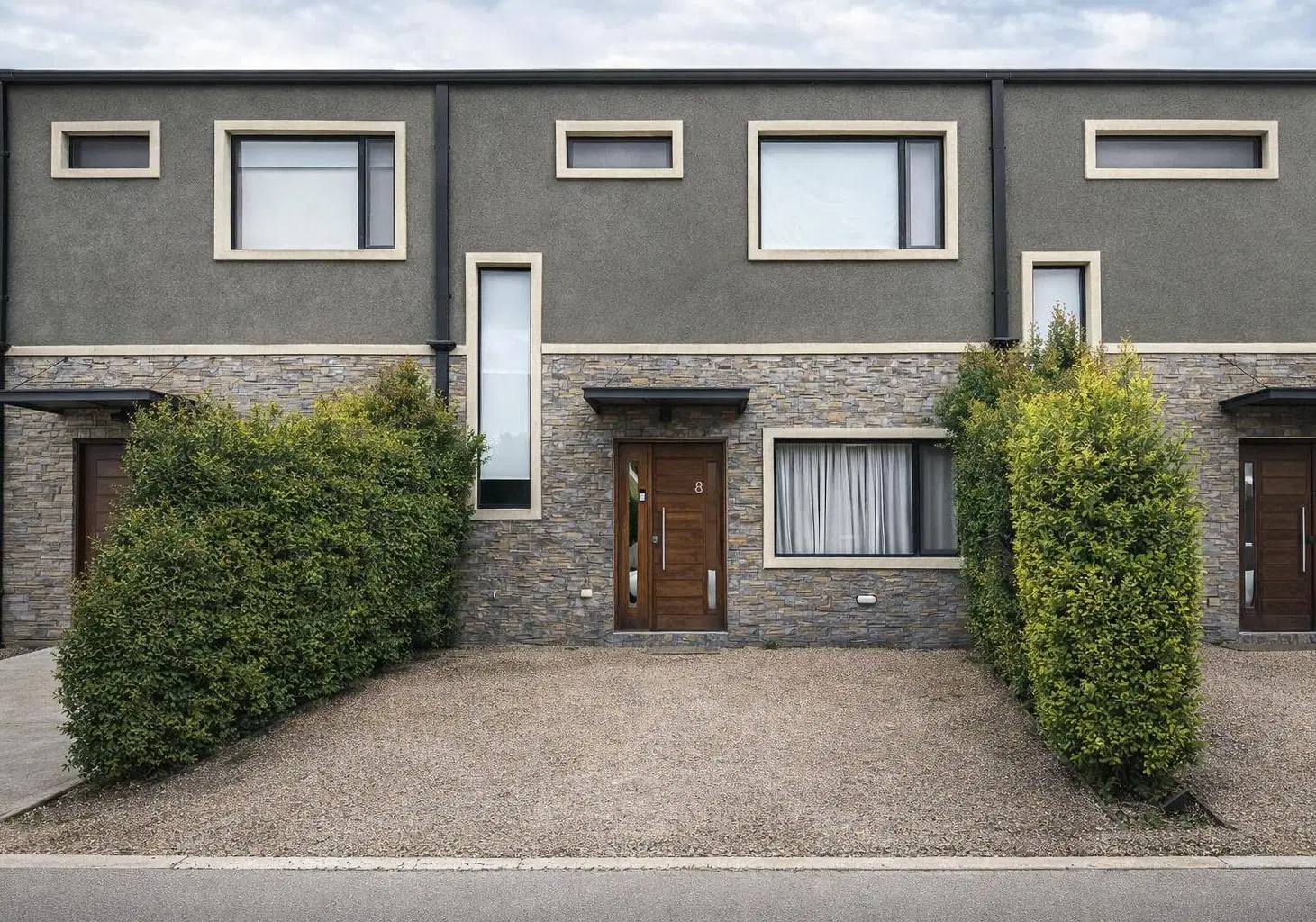 Excelente duplex en venta en La Cañada Village Pilar 3 dormit 2 baños galería y buen jardín 3