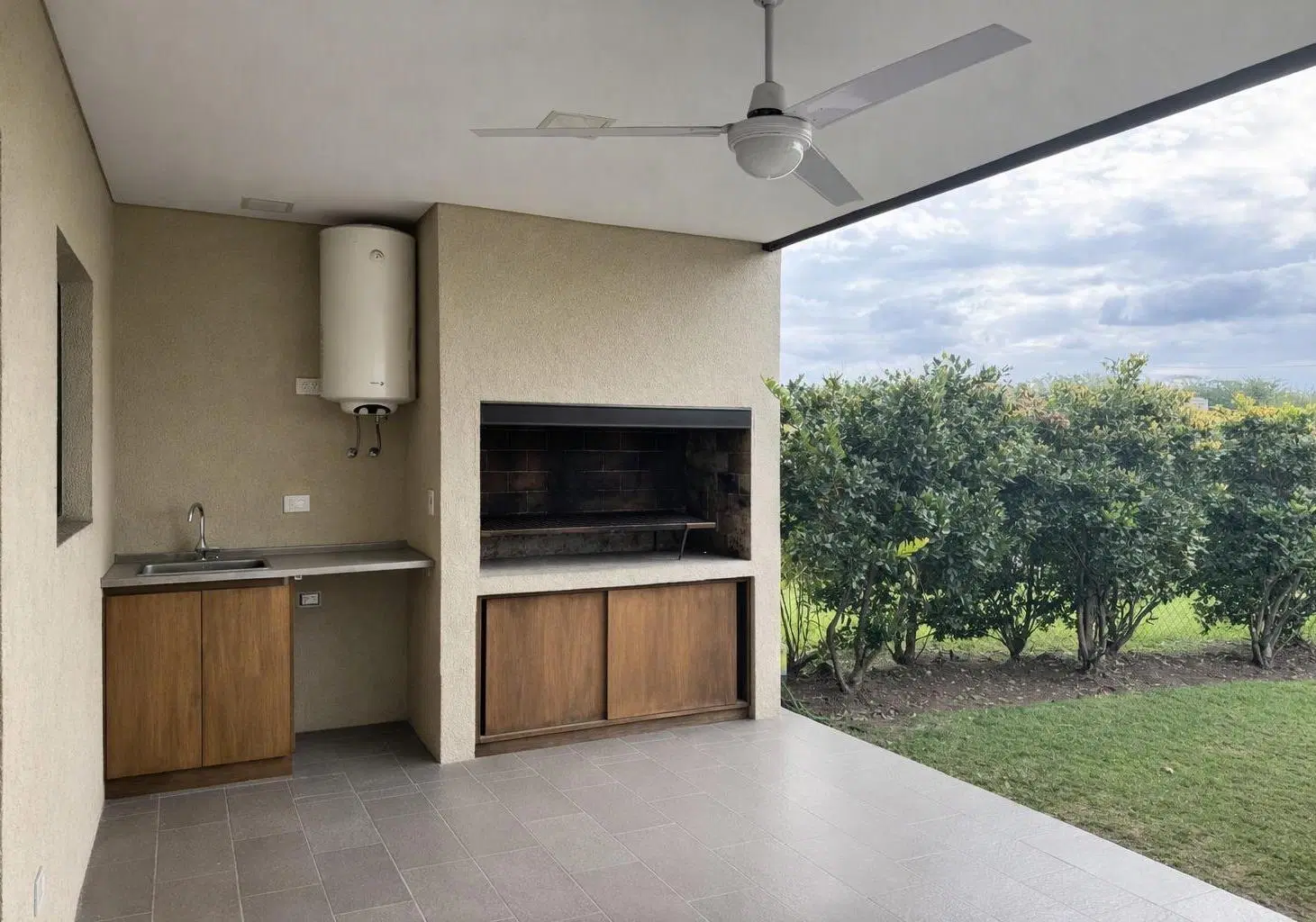 Excelente duplex en venta en La Cañada Village Pilar 3 dormit 2 baños galería y buen jardín 5