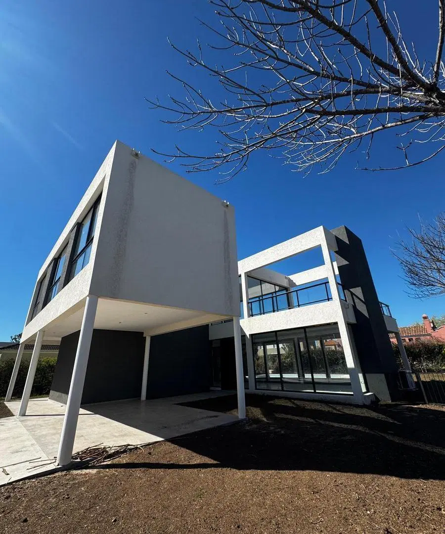 Increíble casa, luminosa y moderna en Haras Santa Maria! Lista para vivirla ya! 8