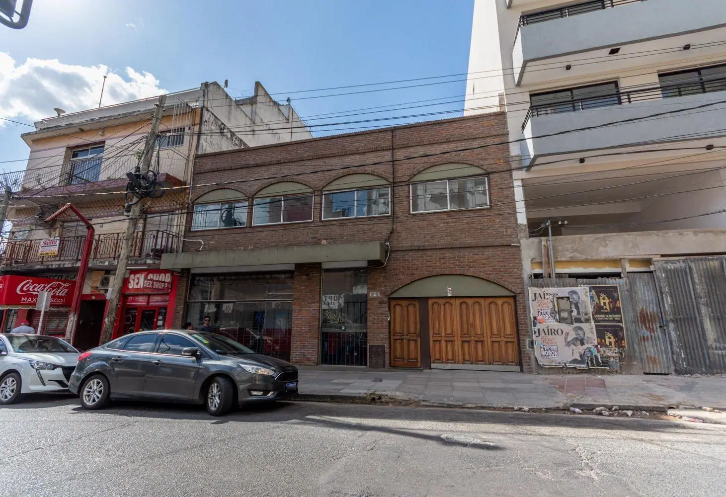 Inmueble en block ideal inversor - Local más 6 deptos u oficinas 1
