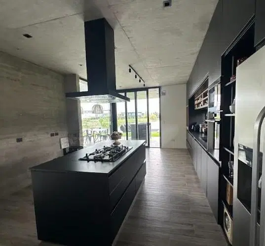 Casa en venta en Nordelta- barrio Virazón al lago 5