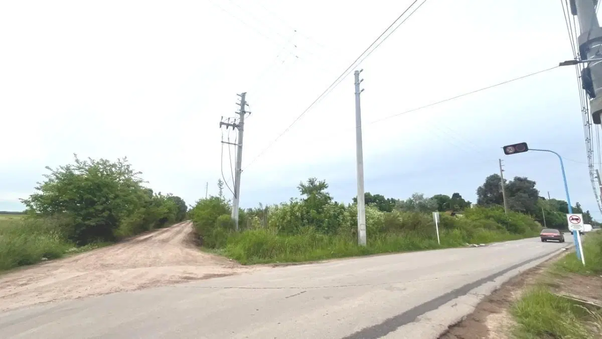 Excelente campo de 8 hectáreas dividido en 3 fracciones en muy buena zona Av los Inmigrantes,Escobar 1