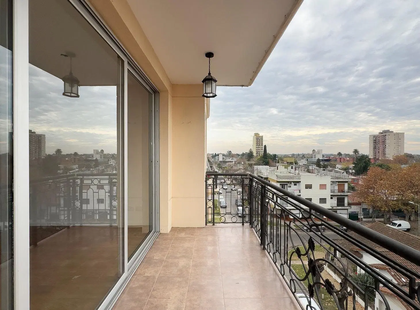 Venta departamento 3 ambientes en San Miguel 2