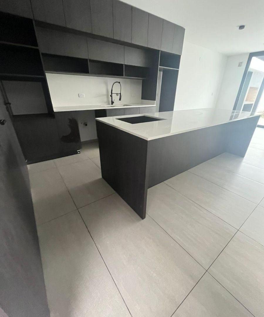 Foto de VENTA | DÚPLEX DE VANGUARDIA EN CAMPO CHICO (ZONA SUR), imagen 4