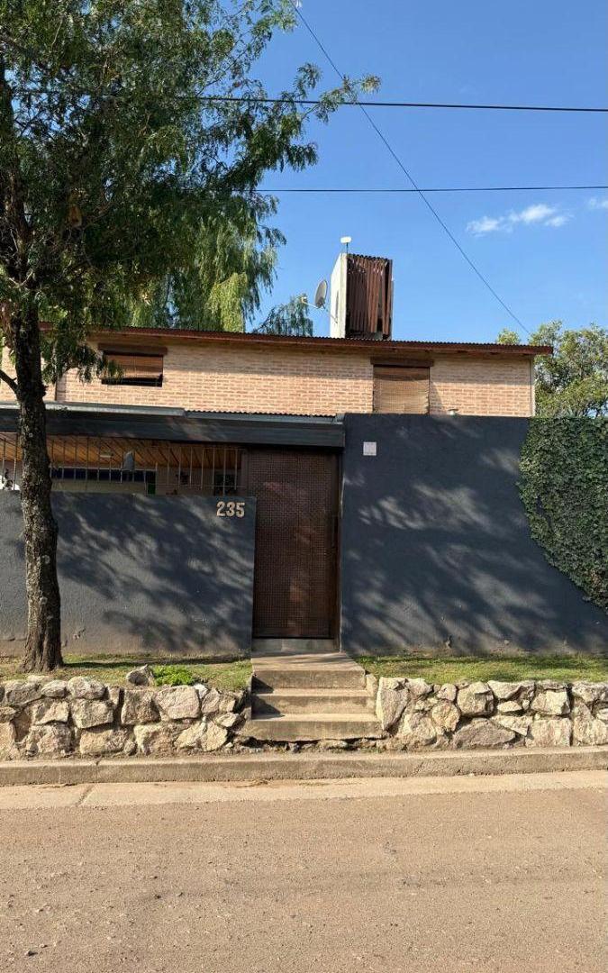 Foto de Unquillo Venta Oportunidad Casa 3 dorm, imagen 1