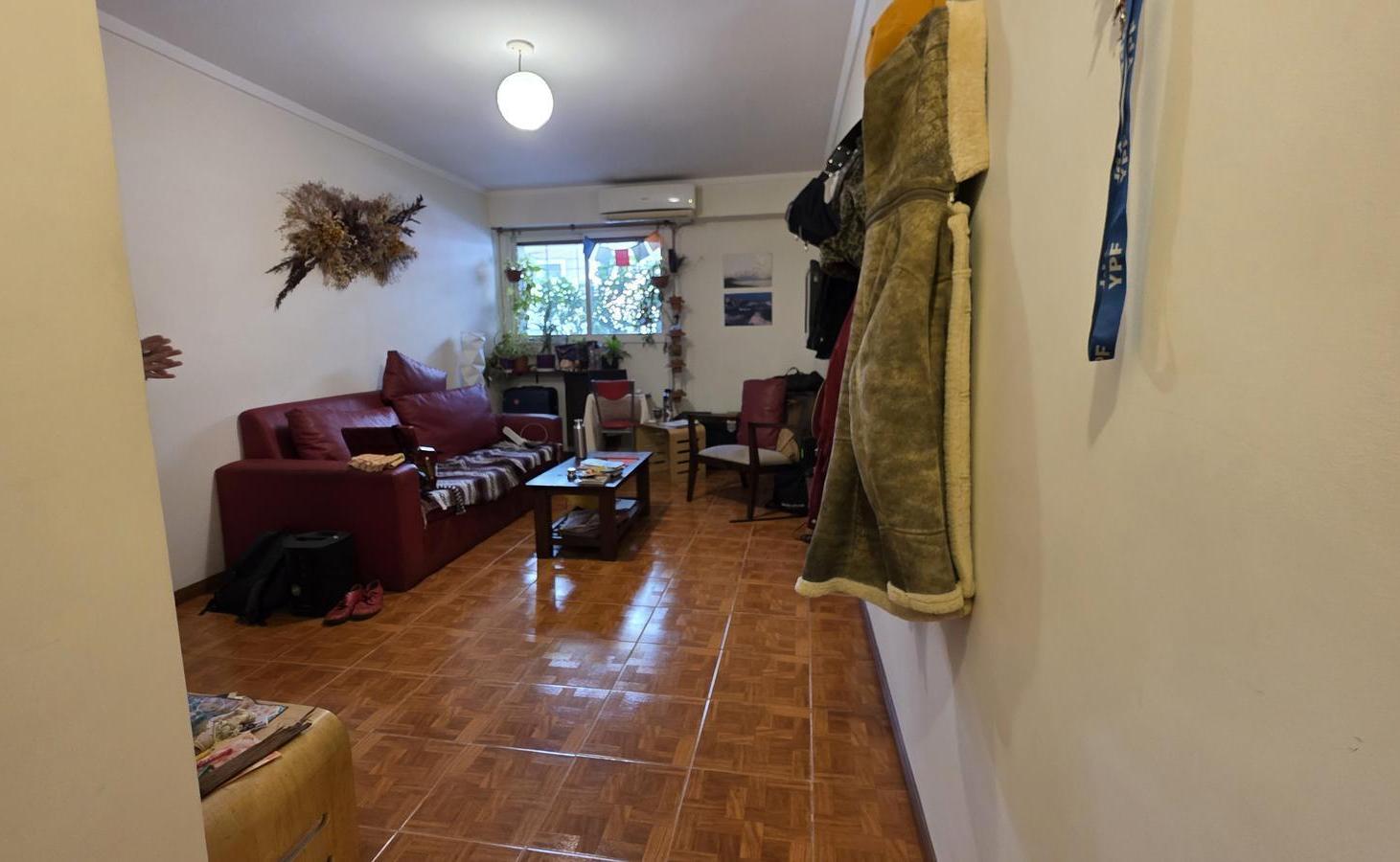 VENTA DEPARTAMENTO EN PALERMO. TRES AMBIENTES .LISTO PARA VIVIR . PATIO