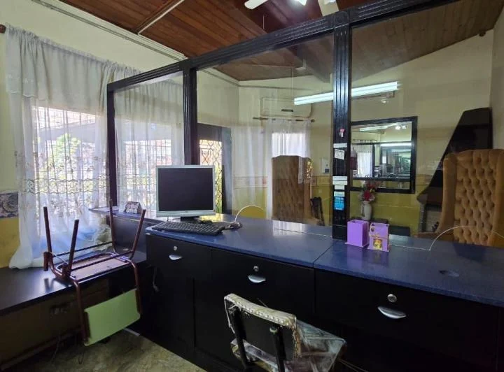 LOCAL EN ALQUILER PARA NEGOCIOS Y PROYECTOS QUILMES 4