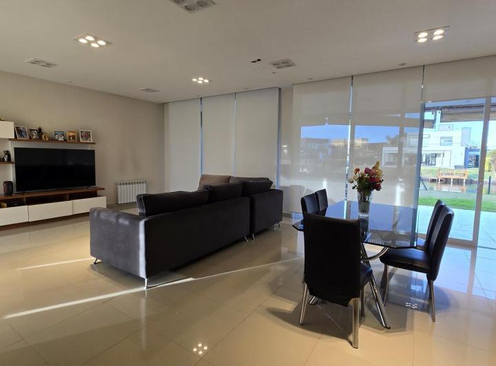 ALQUILER CASA NUEVO QUILMES 4 AMBIENTES A LA LAGUNA 5