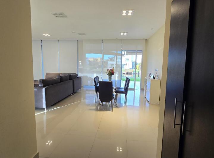 ALQUILER CASA NUEVO QUILMES 4 AMBIENTES A LA LAGUNA 4