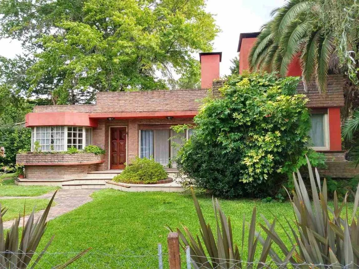 Casa en Club El Carmen