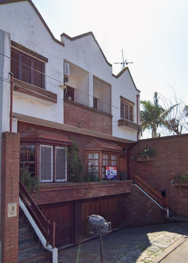 Duplex en Bernal Este