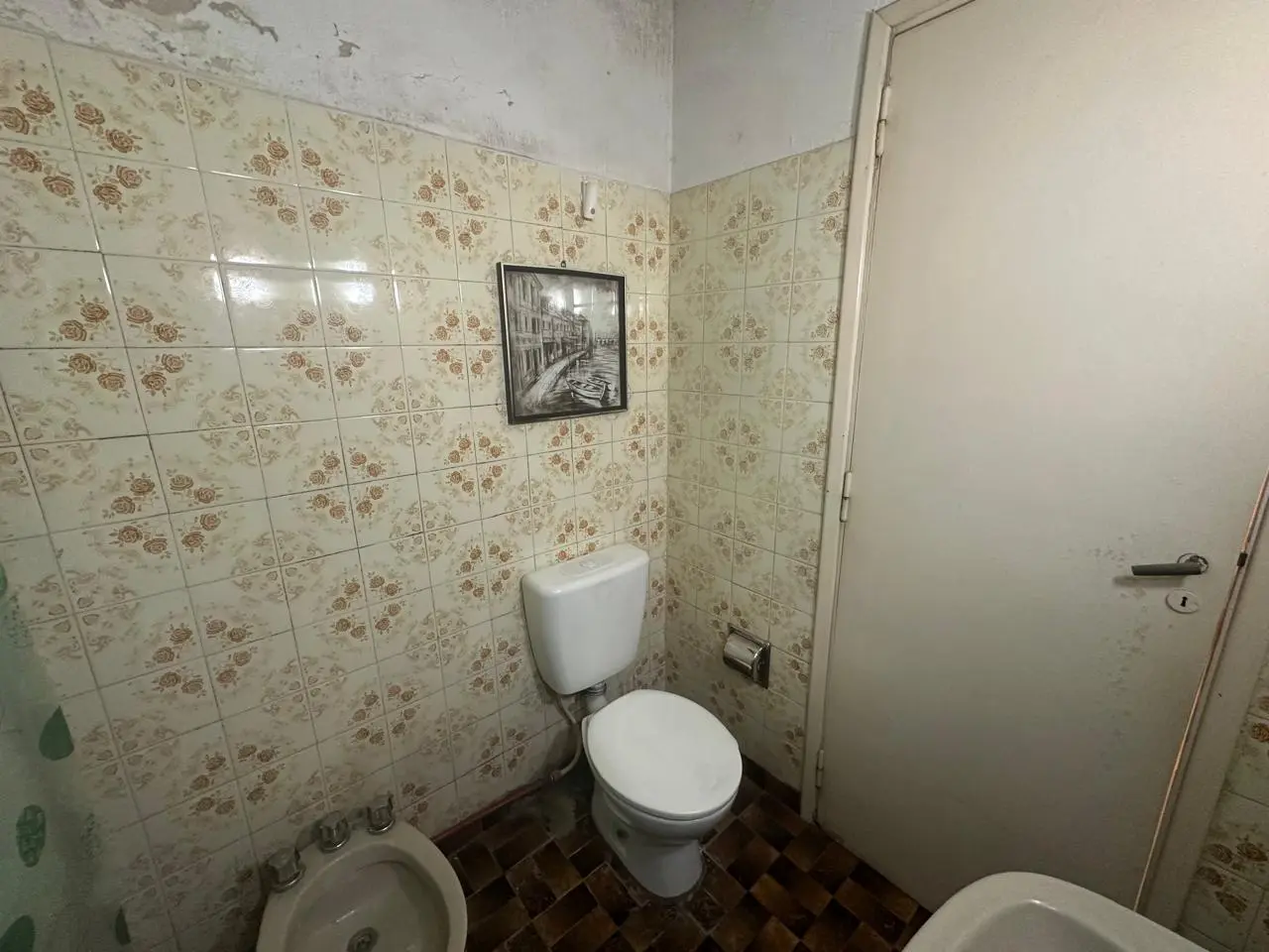 CASA EN VENTA 4 AMBIENTES CASTELAR NORTE APTA CREDITO 5