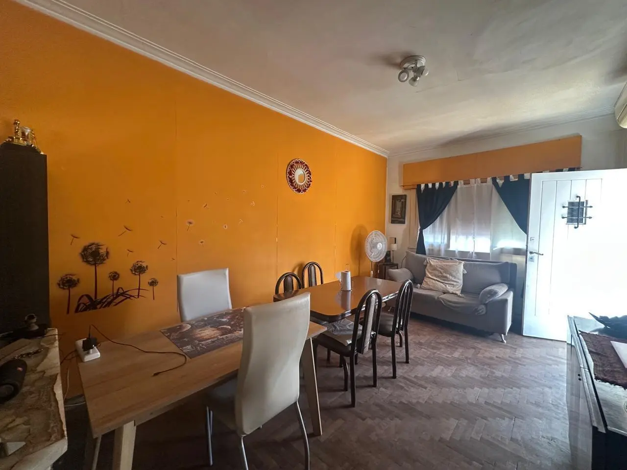 CASA EN VENTA 4 AMBIENTES CASTELAR NORTE APTA CREDITO 3