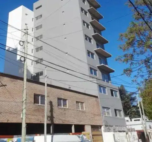 Departamento en Wilde 4