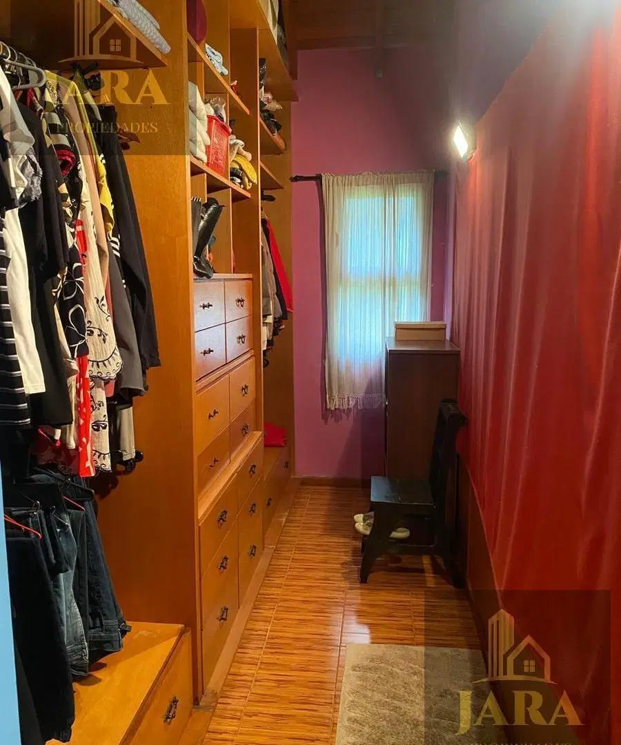 Venta casa 6 ambientes Haras del Sur Piscina y Amplio Quincho (Permuta) 3