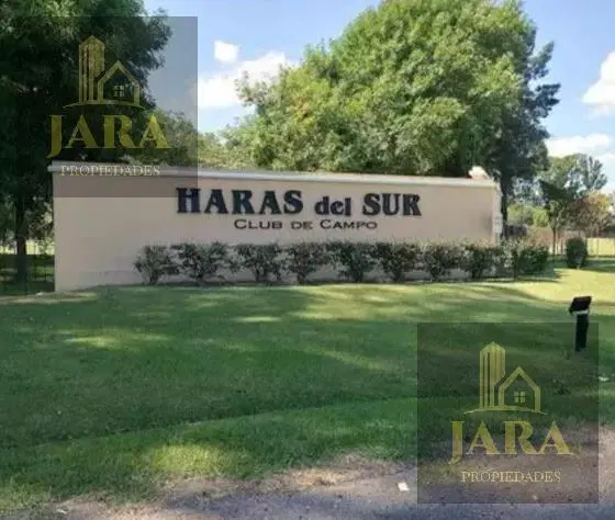 Venta casa 6 ambientes Haras del Sur Piscina y Amplio Quincho (Permuta) 8