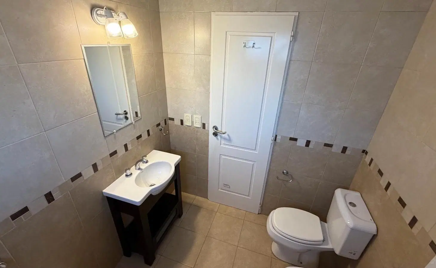 ALQUILER DEPARTAMENTO 2 AMBIENTES CON COCHERA QUILMES CENTRO 4