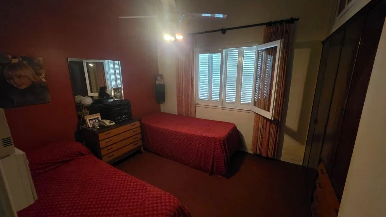 Venta Casa 4 ambientes Wilde Centro 2