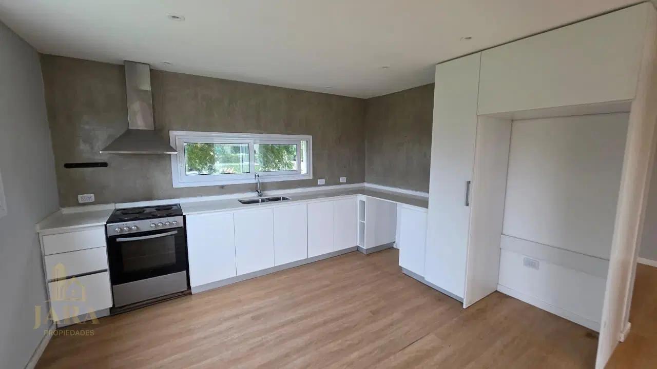 VENTA CASA 6 AMB A LA LAGUNA MAGALLANES 3