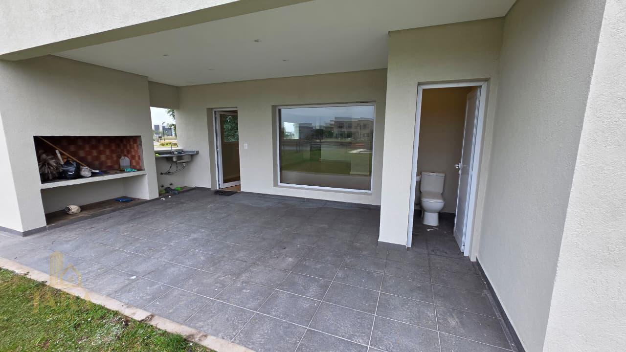 Foto de VENTA CASA 6 AMB A LA LAGUNA MAGALLANES, imagen 5