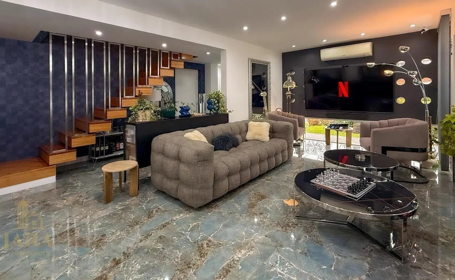 Venta Casa 5 ambientes en Nuevo Quilmes con pileta 3