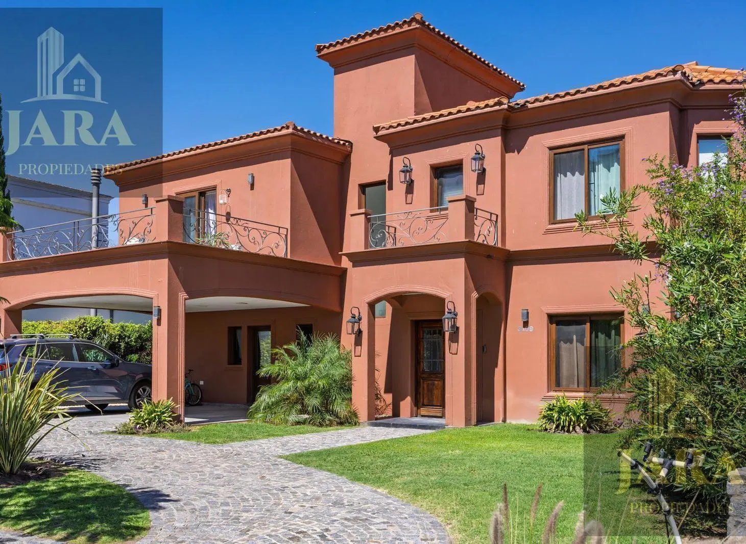 VENTA CASA 8 AMBIENTES NUEVO QUILMES LAGUNA CENTRAL 5