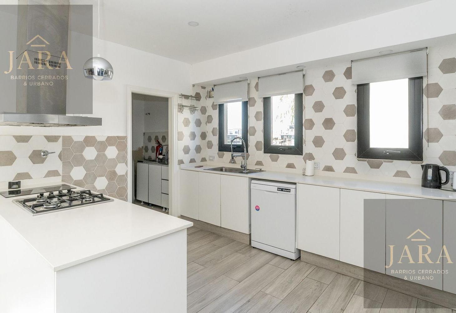 Foto de VENTA CASA 5 AMB VILLALOBOS A LA LAGUNA, imagen 5