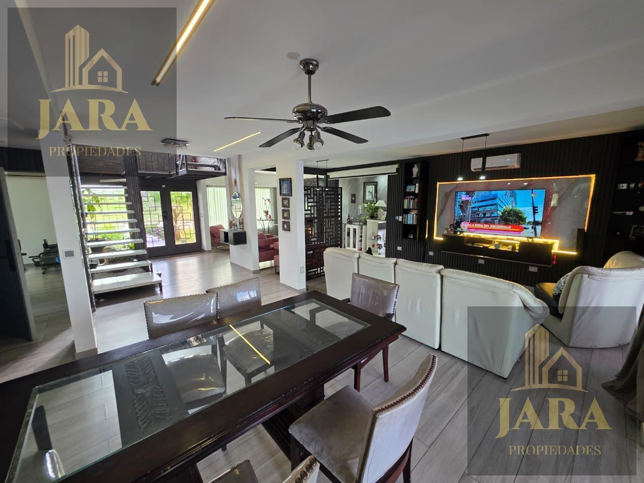 Foto de VENTA CASA 5 AMB VILLALOBOS A LA LAGUNA, imagen 2