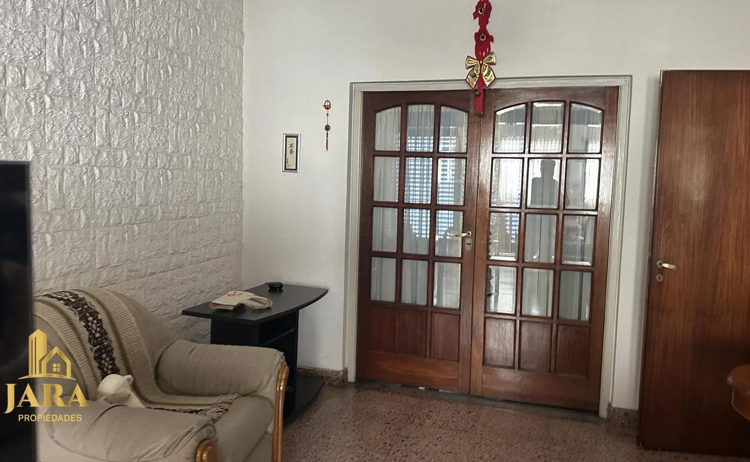 VENTA CASA DE 7 AMB. C/ COCHERA 1