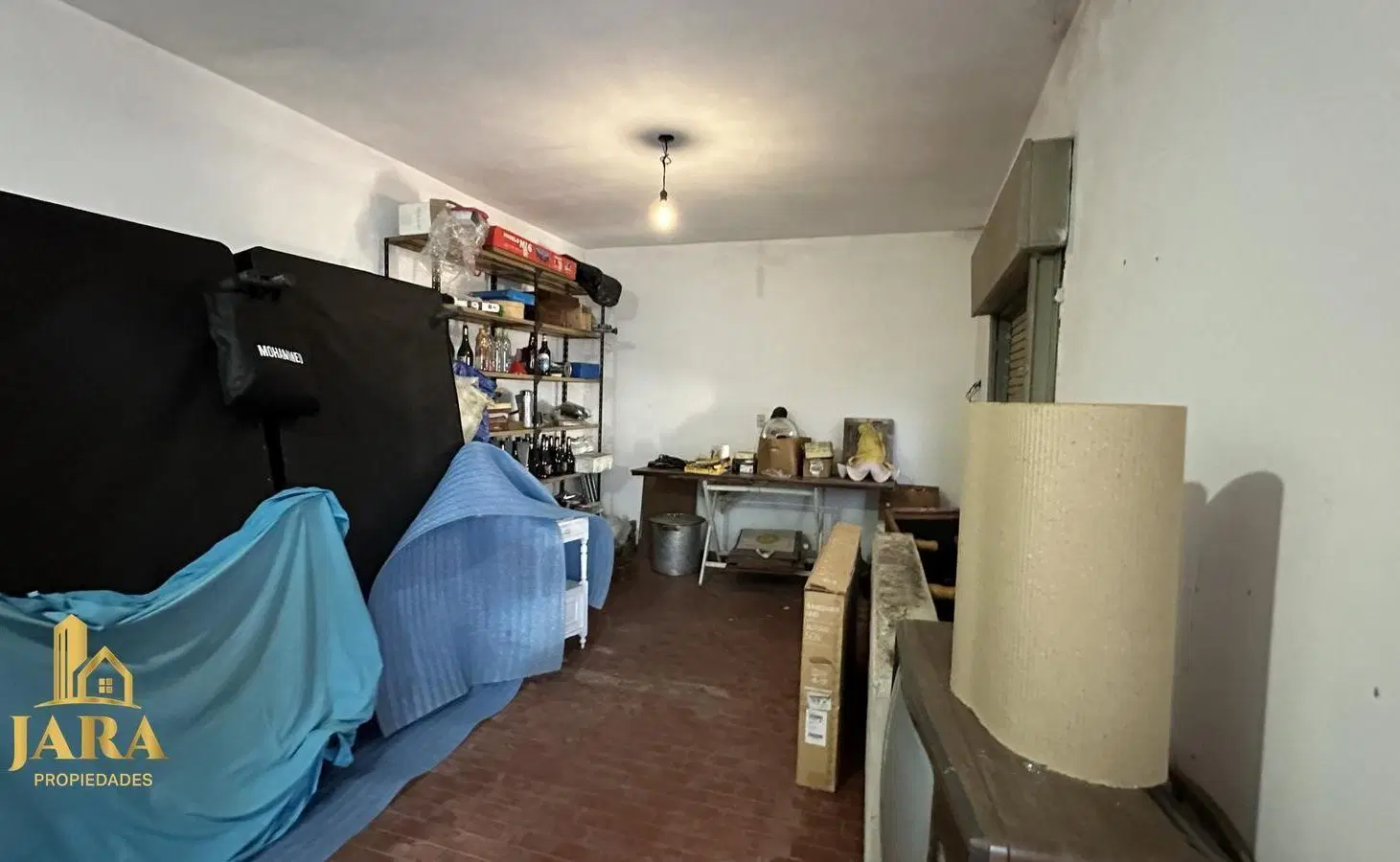 VENTA CASA DE 7 AMB. C/ COCHERA 8