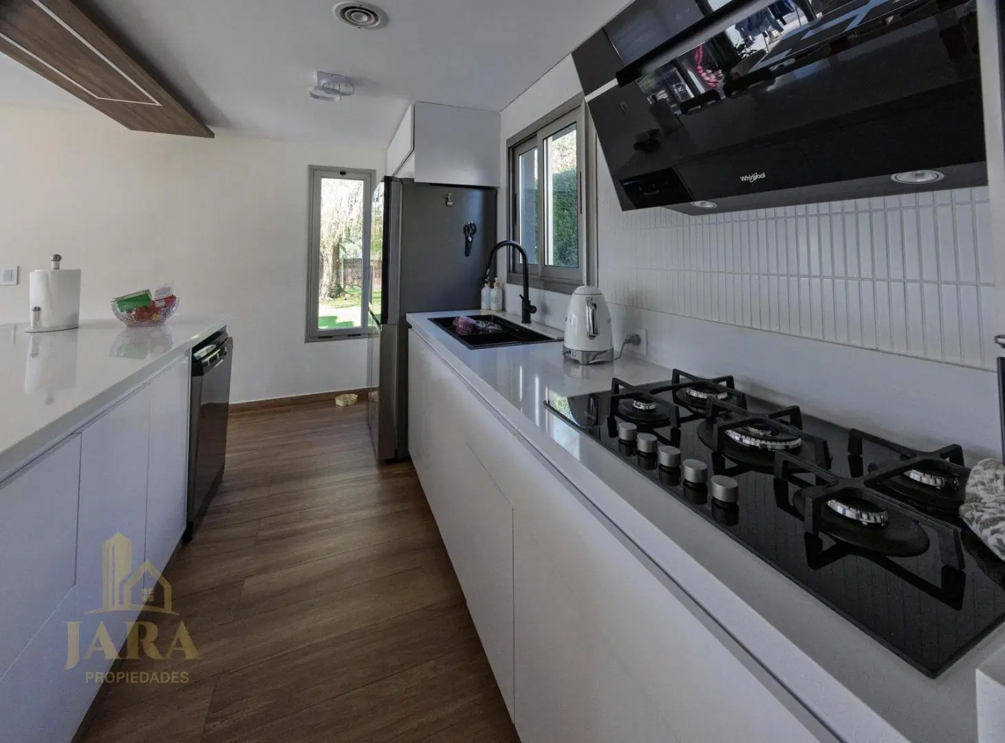 VENTA CASA 6 AMBIENTES NUEVO QUILMES 2