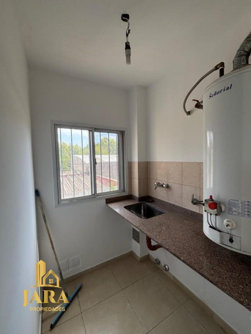 Foto de Departamento en Quilmes - Bajas expensas!, imagen 1