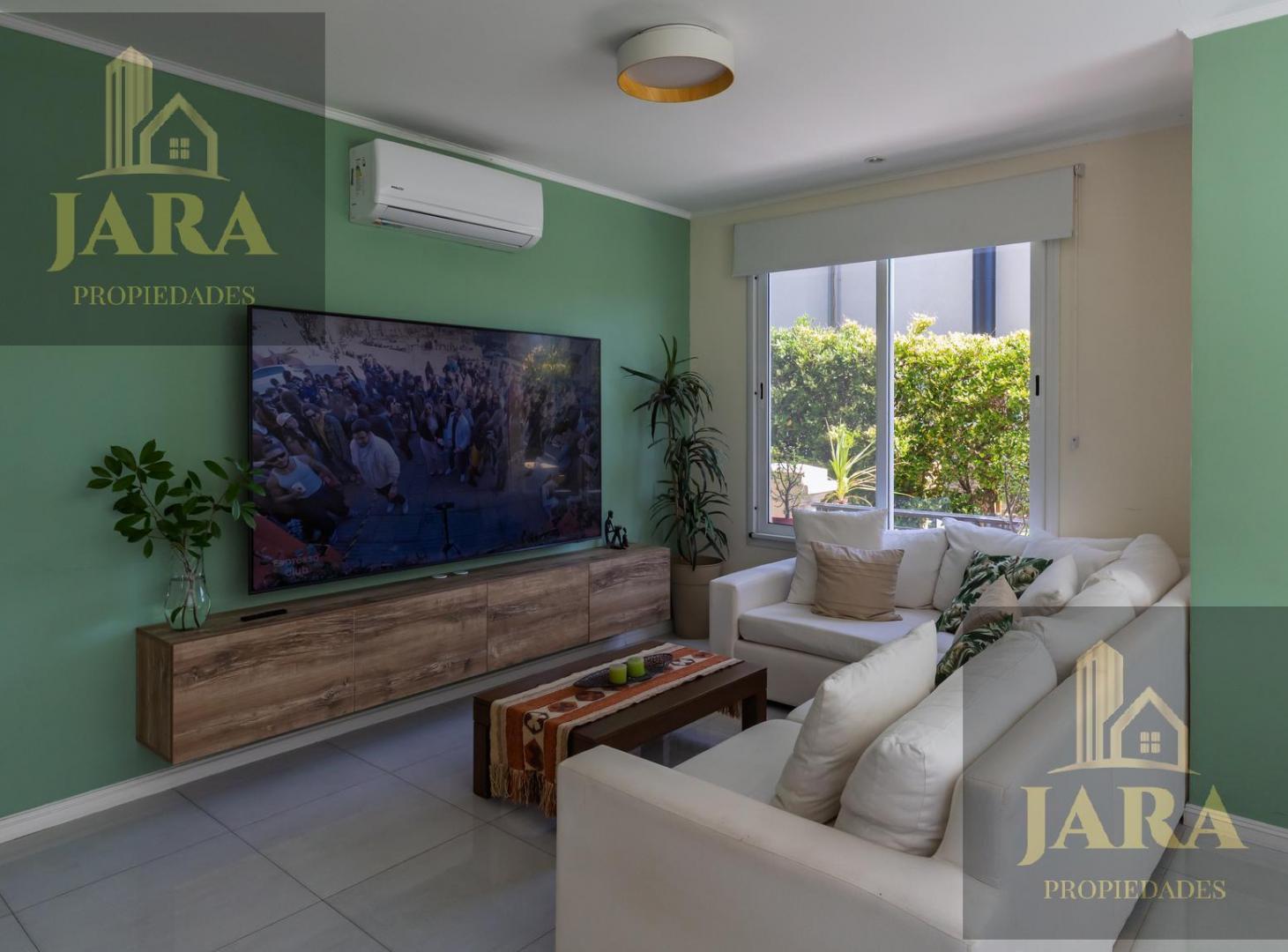 Foto de VENTA CASA 5 AMBIENTES NUEVO QUILMES CON PISCINA, imagen 2