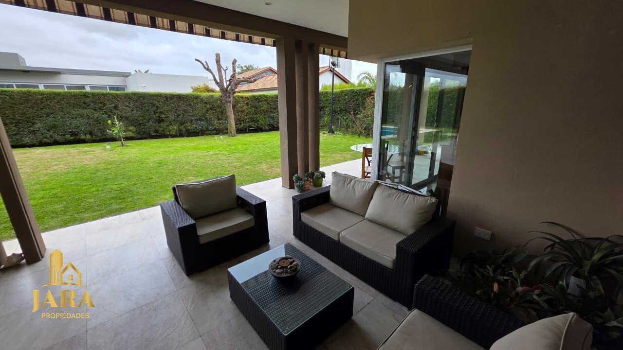 Foto de Alquiler Casa en Nuevo Quilmes con pileta, parrilla, estilo moderno, imagen 5