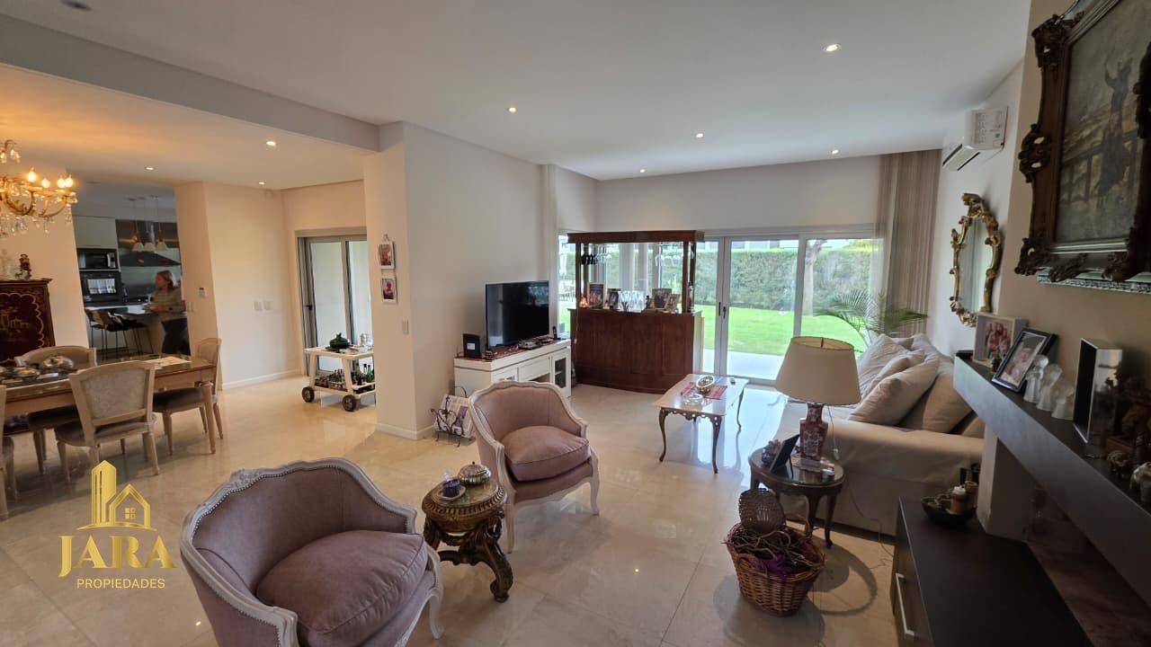 Foto de Alquiler Casa en Nuevo Quilmes con pileta, parrilla, estilo moderno, imagen 5
