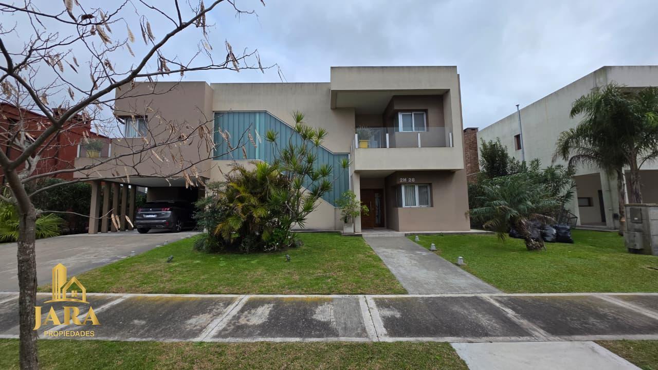 Foto de Alquiler Casa en Nuevo Quilmes con pileta, parrilla, estilo moderno, imagen 4