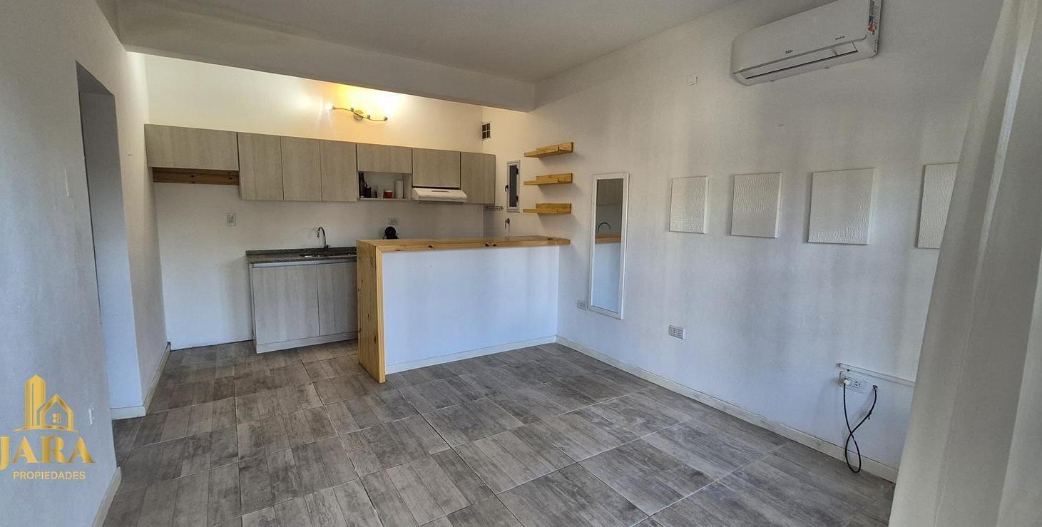 Foto de Alquiler PH Al Frente 2 Ambientes, imagen 1